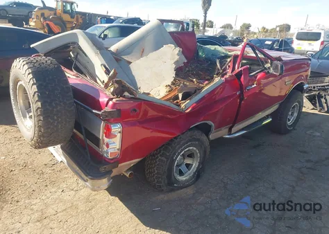 1994 Ford Bronco U100 z USA, uszkodzony, nr VIN 1FMEU15H9RLA06790